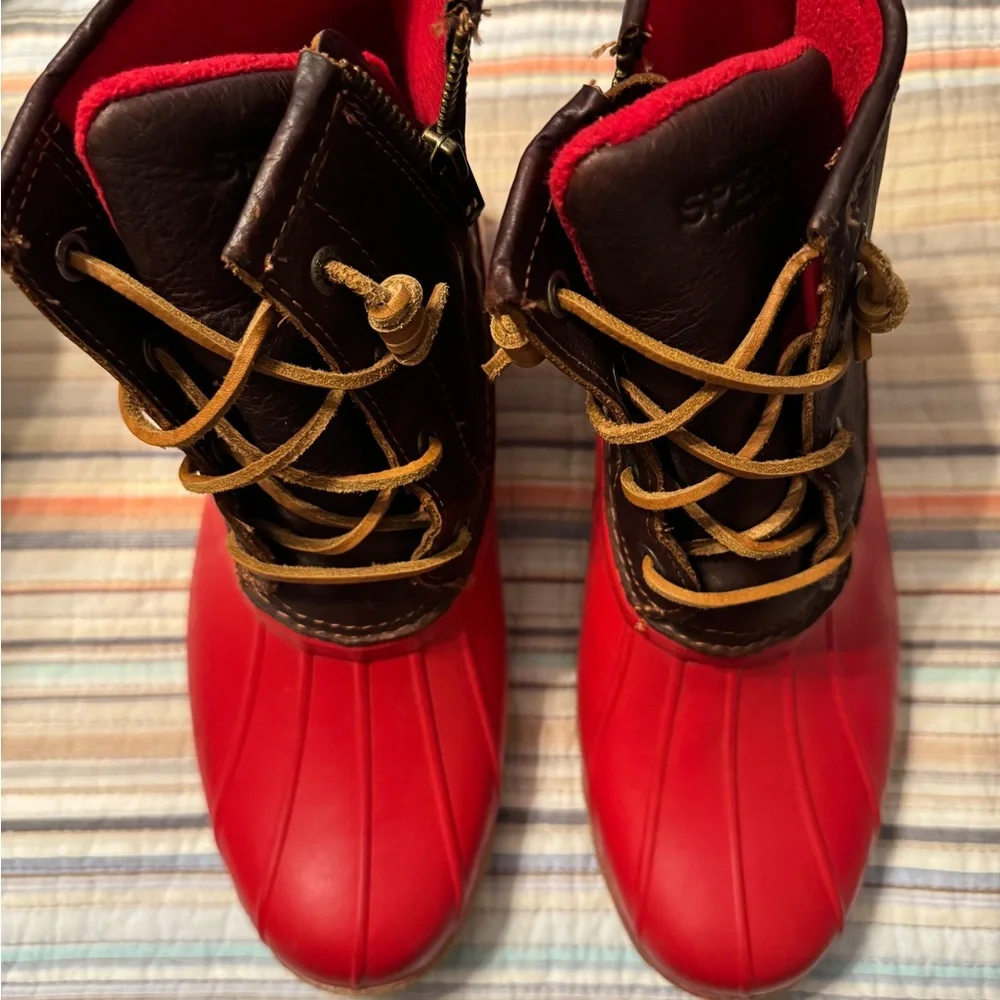 Sperry Women’s Red and Brown Rain Boots - Picture 1 of 3